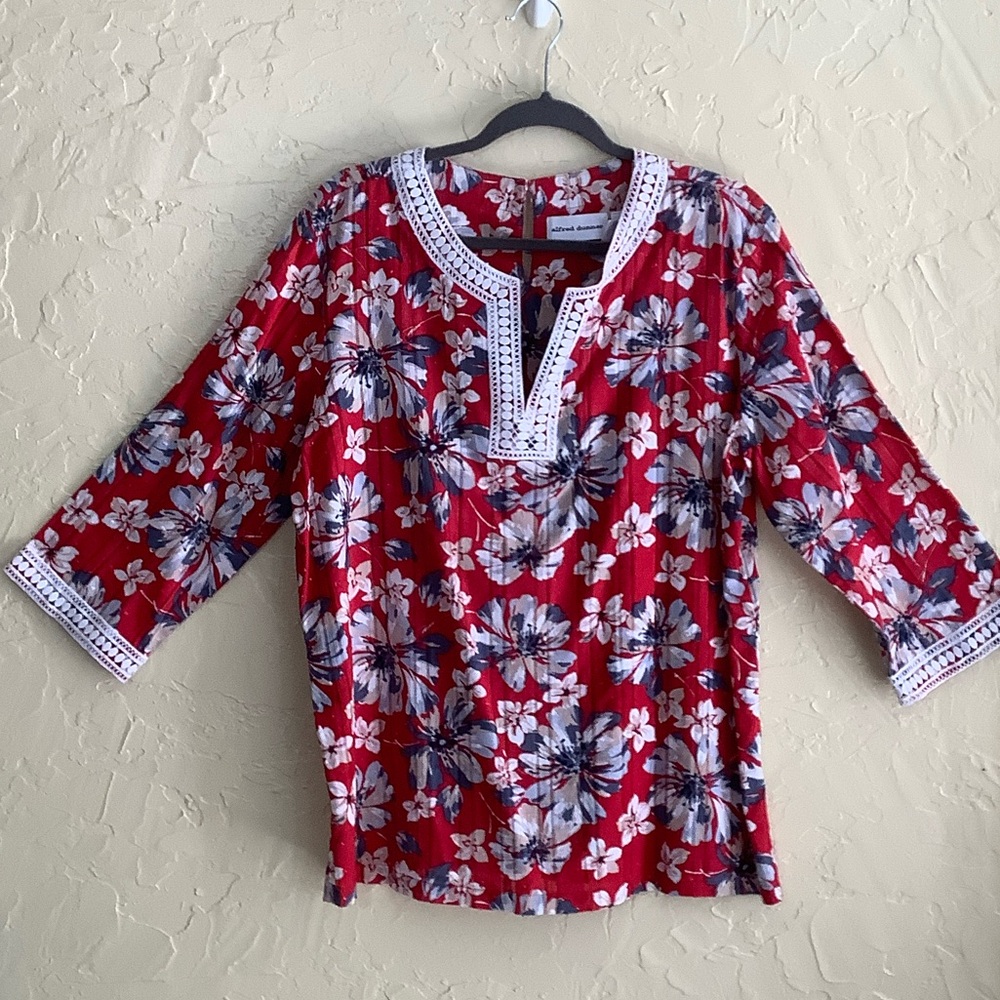 Alfred Dunner Floral Red and Blue Tunic Top
